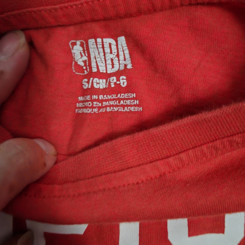 Toronto Raptors tshirt - Picture 2 of 2
